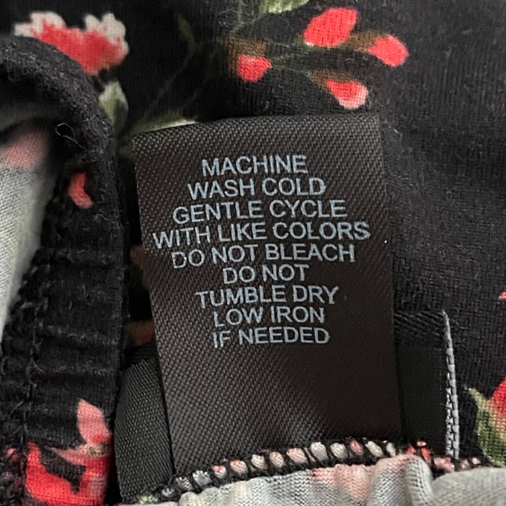 Lace Bandeau and Tube Top Bundle (Total of 4) Size Small - Picture 7 of 16